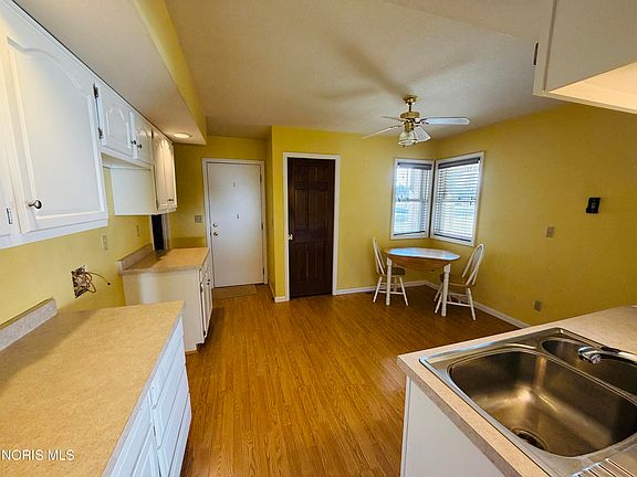 3rd image of 1707 Tiffin Dr