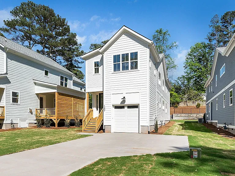 1207 Chaney Rd — Photo 3