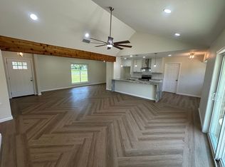 805 Mead Rd, Victoria, TX 77904