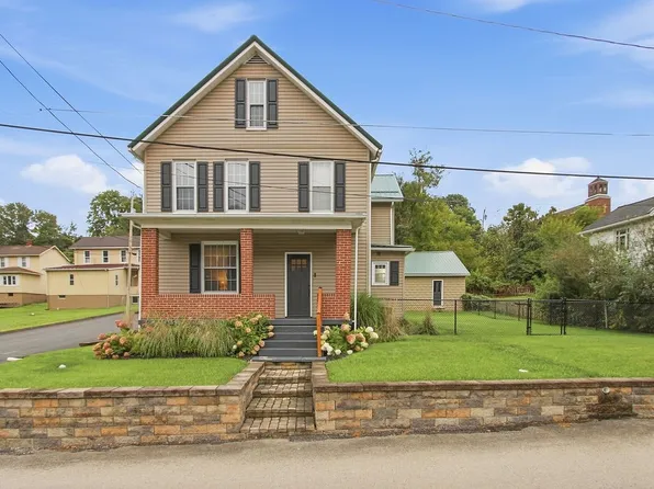 403 3rd Ave, Sutersville, PA 15083