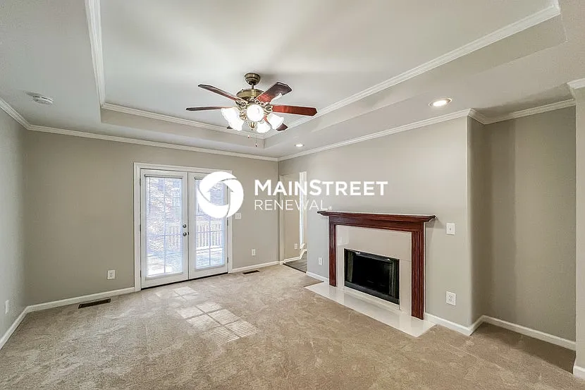 291 Shoal Creek Cir — Photo 2