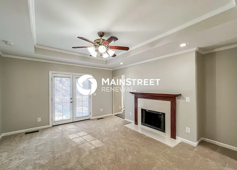 291 Shoal Creek Cir — Photo 4