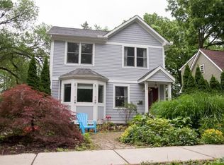403 Glendale Dr, Ann Arbor, MI 48103