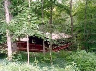 95 Jacobs Creek Rd, Ewing, NJ 08628