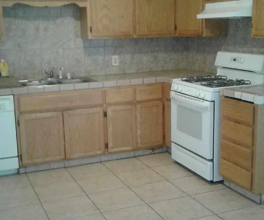 1012 Wilson Ave #A