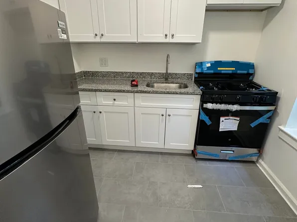 9409 5th Avenue image 1 of 4