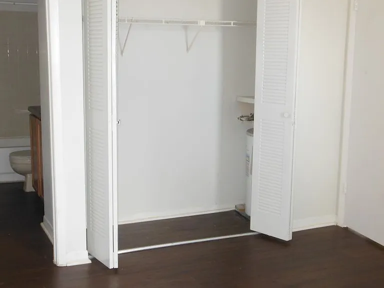 706 Executive Center Dr #23-2-23 — Photo 11