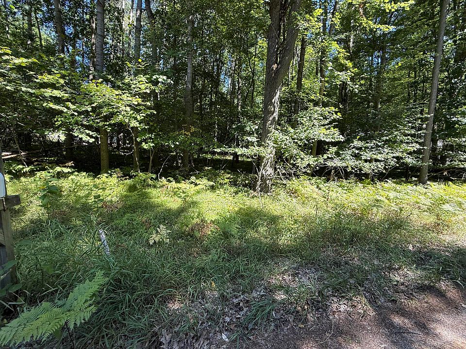 2nd image of 12100 Belle Isle Dr #369