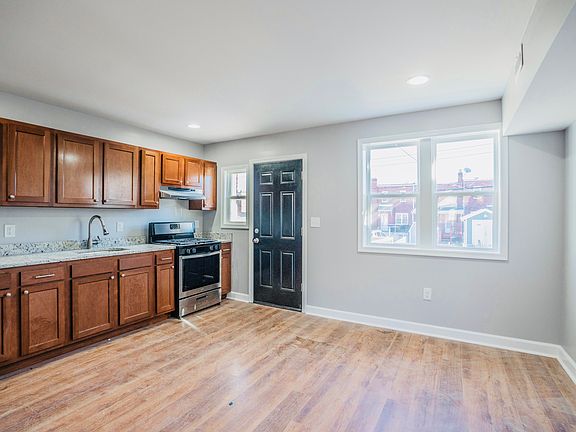 4th image of 213X Cockspur Rd