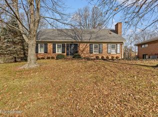 3449 Lansdowne Dr, Lexington, KY 40517