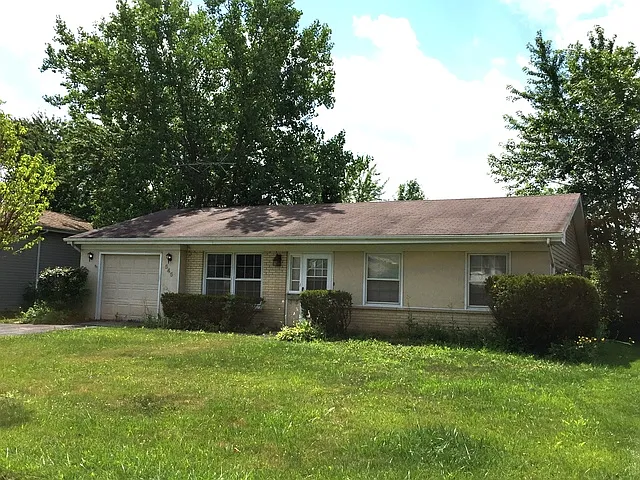 545 Burr Oak Dr photo 1