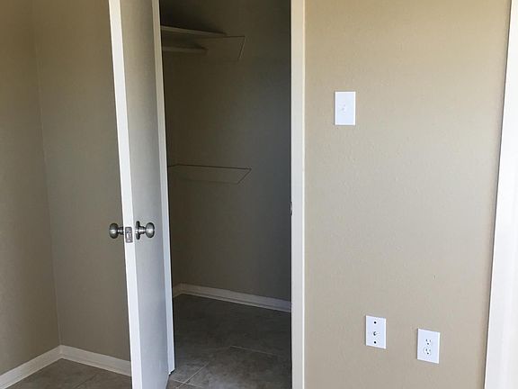 walk in closet