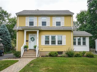 56 Seymour Ave, West Hartford, CT 06119
