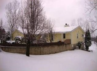1 Hampton Downes, Newton, NJ 07860