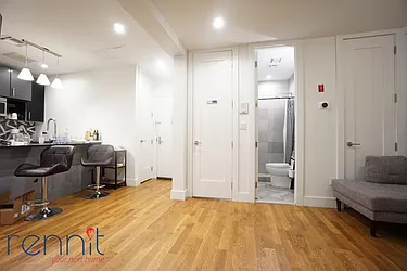 Rented by Rennit Inc.