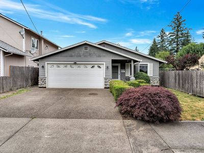 19300 Abernethy Ln, Gladstone, OR, 97027