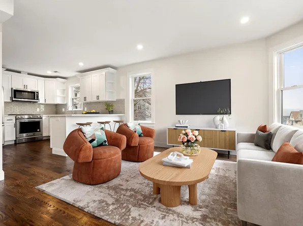 63 Weld Hill St #2, Jamaica Plain, MA 02130