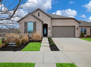 832 Hawks Way, Argyle, TX 76226