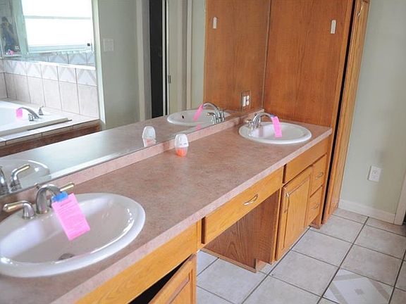 5th image of 1334 Eckles Dr