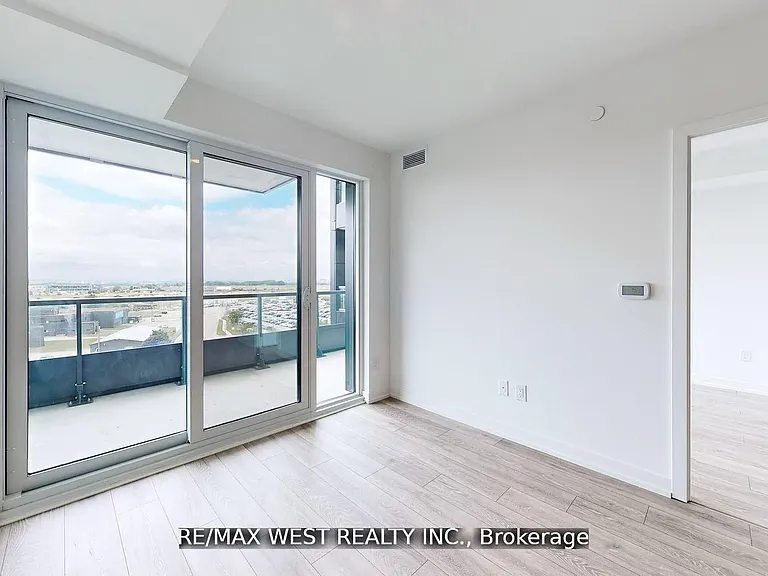 1100 Sheppard Ave W #1023 — Photo 11
