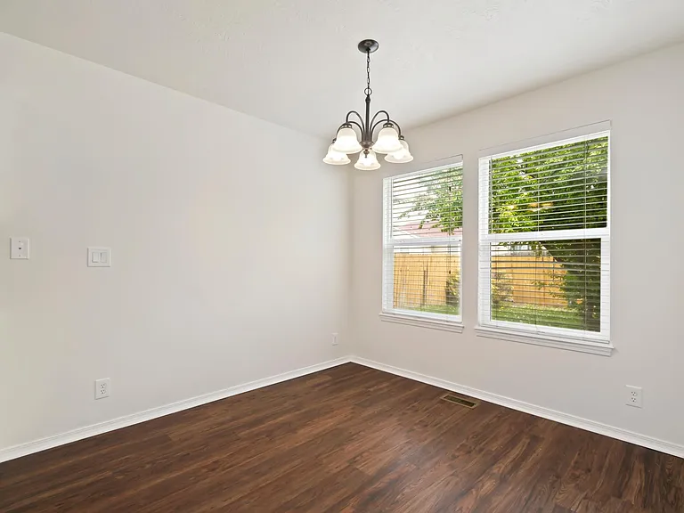 3007 Manchester Dr — Photo 18