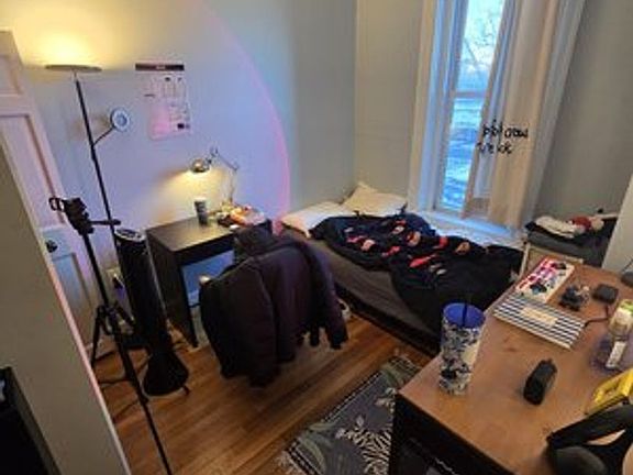 3rd image of 12 Bay State Rd APT 1