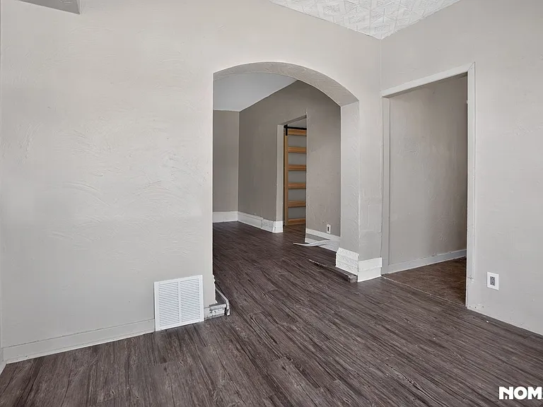 4829 Lougean Ave #1 — Photo 8