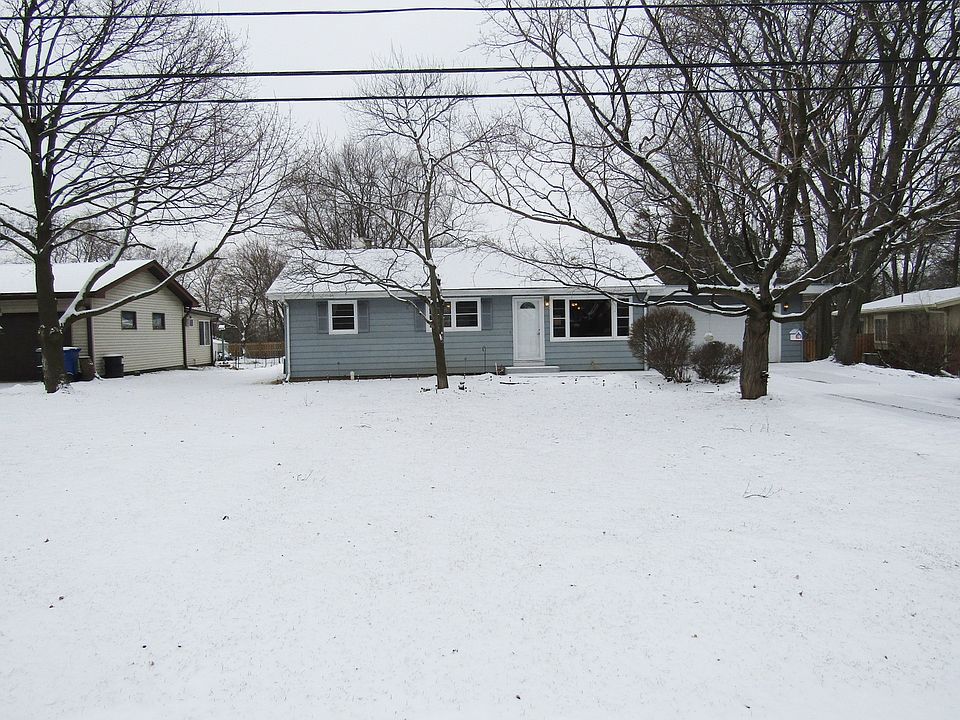 1st image of 2S264 Meadow Dr