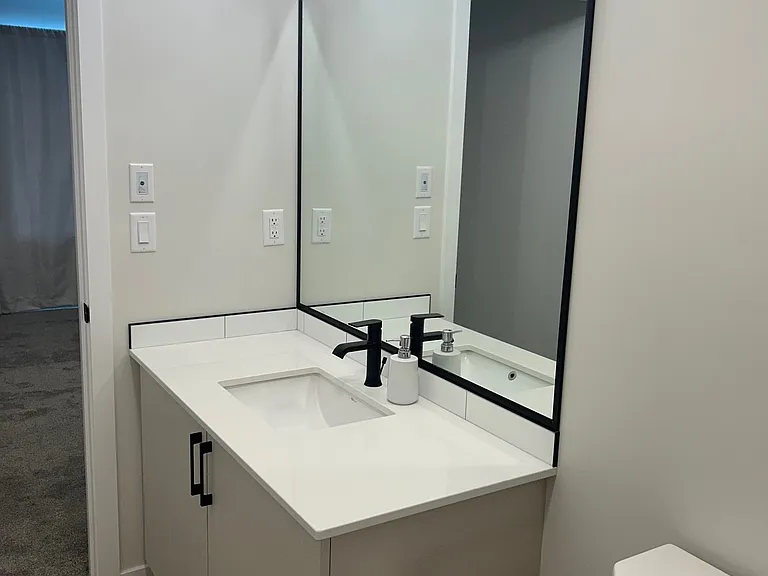14 Hunter Pl #20 — Photo 19