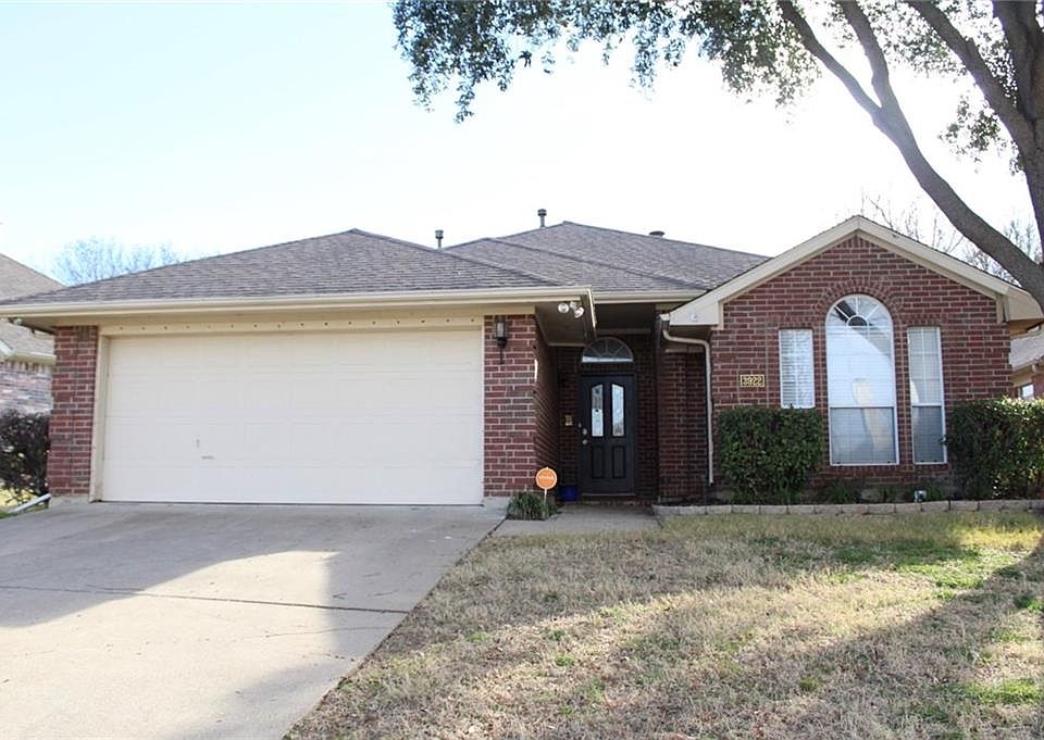 1st image of 3922 Silver Meadow Ln
