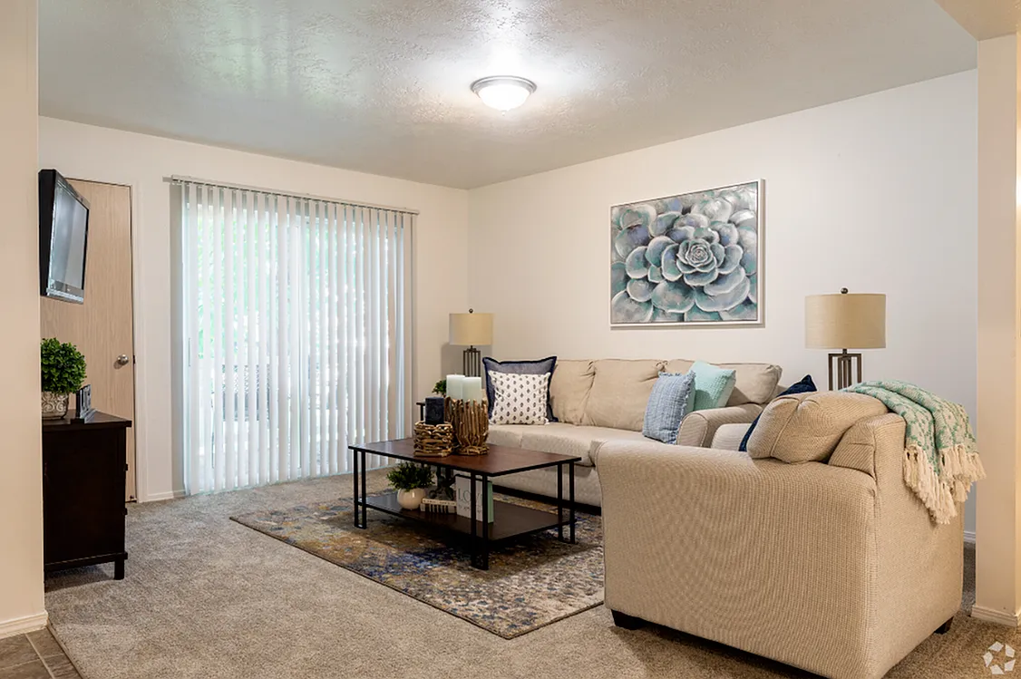 Cascade Springs — Photo 1