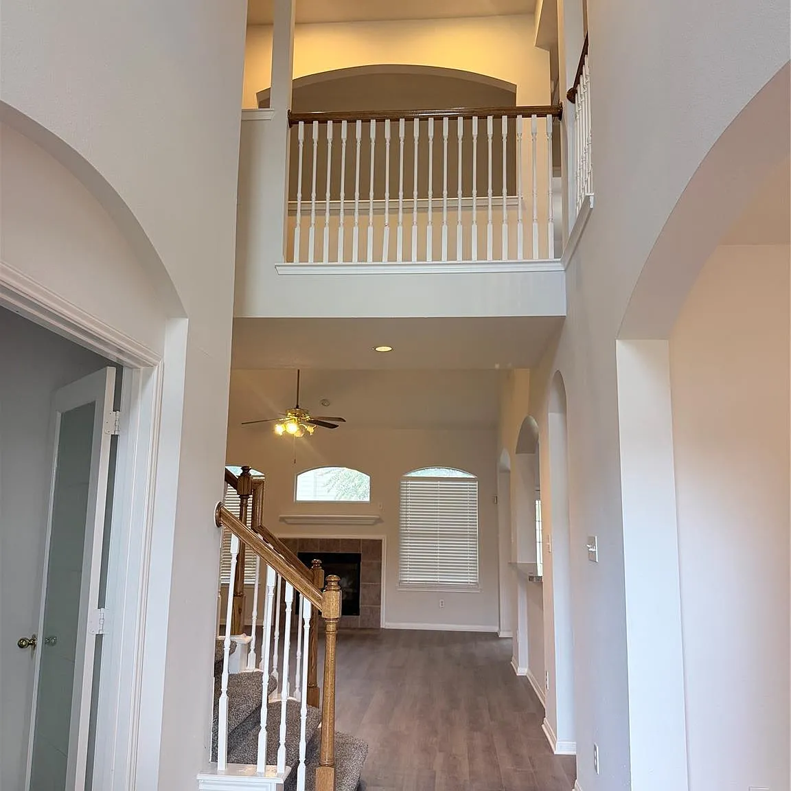 5 bed, 3.0 bath, 3264 sqft, $2,850 — Photo 3