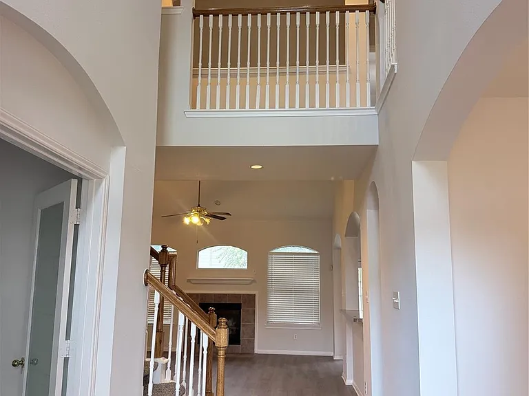 17407 S Sienna Cove Ln — Photo 3