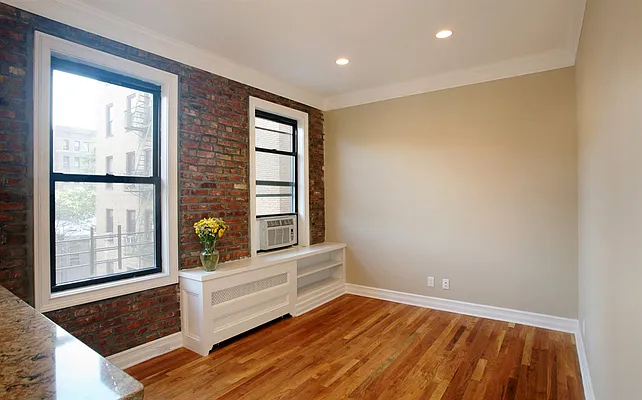 Rented by Corcoran | media 21