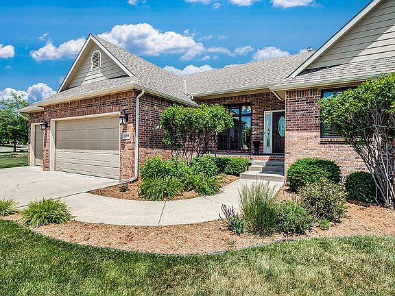 5th image of 1808 Hazlett St
