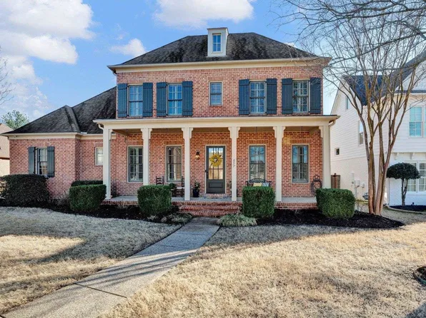 857 Five Oaks Ln, Collierville, TN 38017