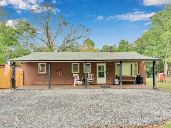 2991 Corpening Chapel Rd, Morganton, NC 28655