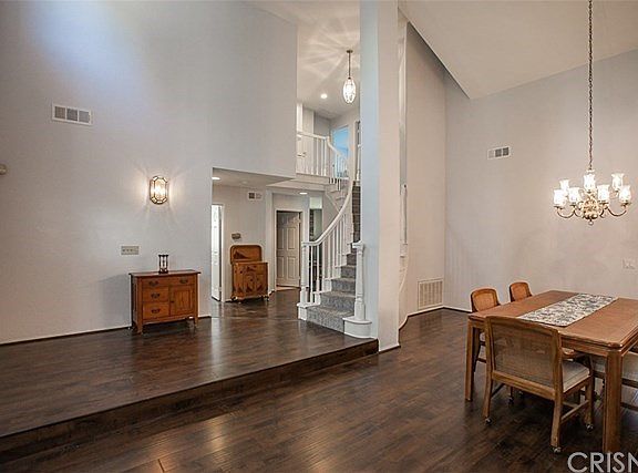 4th image of 6721 Andasol Ave
