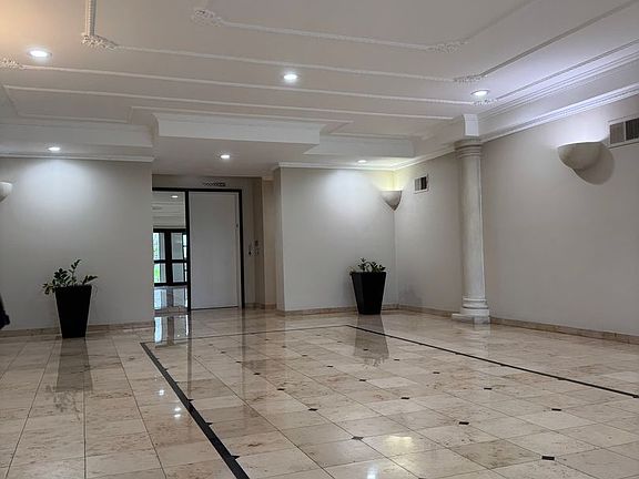 3rd image of 8930 Burton Way Unit 204