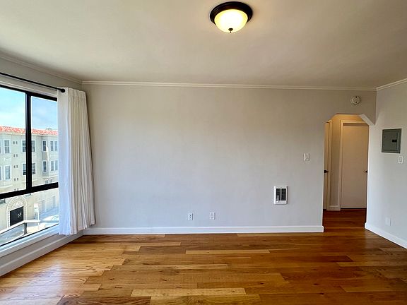 4th image of 3250 Laguna St APT 310