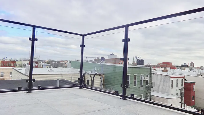 Rented by Grand & Co. | media 69