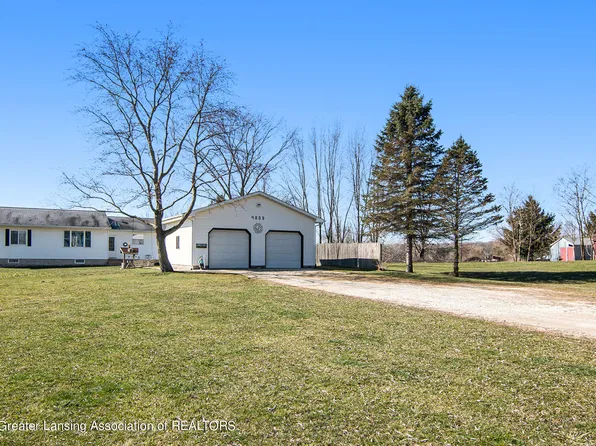 4809 Carlisle Hwy, Charlotte, MI 48813