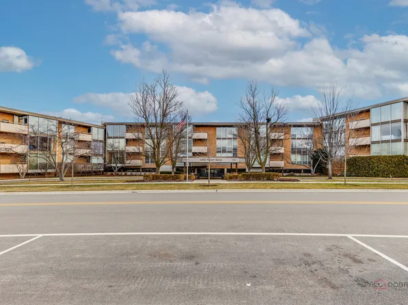 1301 N Western Ave Unit 228, Lake Forest, IL 60045