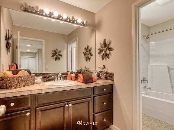 5th image of 12920 116th Avenue Ct E #112