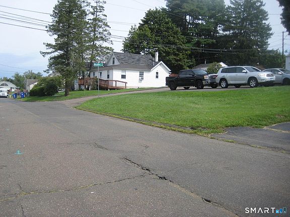 5th image of 21 Brainerd Road