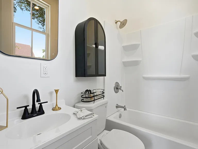 405 Perry Ave #2 — Photo 14