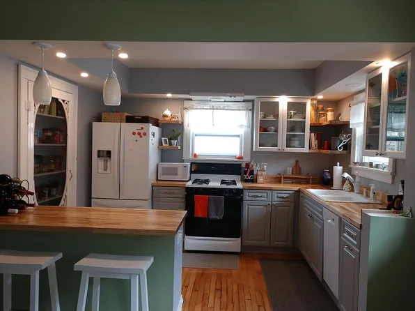 302 E Prospect St, Marquette, MI 49855