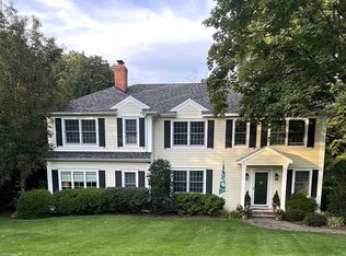 25 Oak Hill Rd, Chatham, NJ 07928