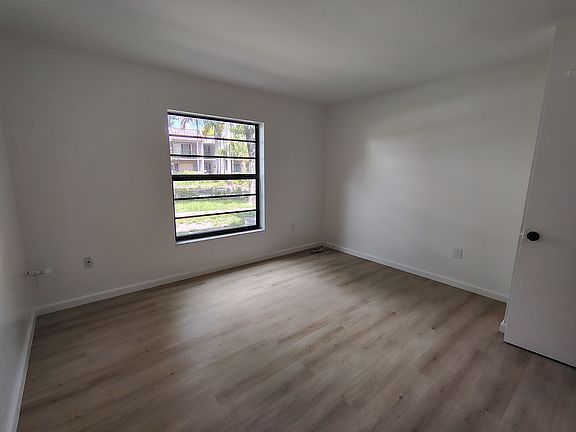 5th image of 10403 N Kendall Dr APT A106