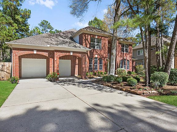 2nd image of 19 Baylark Pl